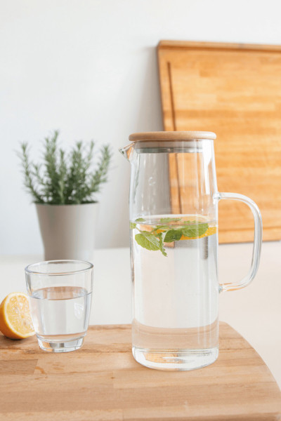 BAMBOO PITCHER - Glazen karaf